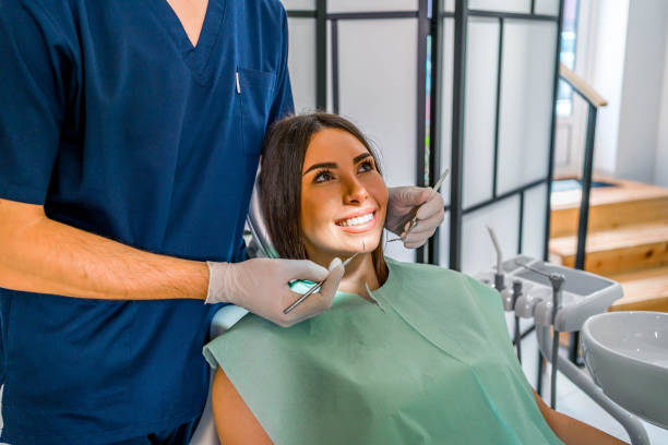 Best Wisdom Tooth Removal  in Las Lomas, CA